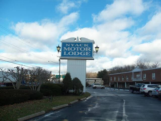 Tappan Zee Hotel West Nyack Exterior foto